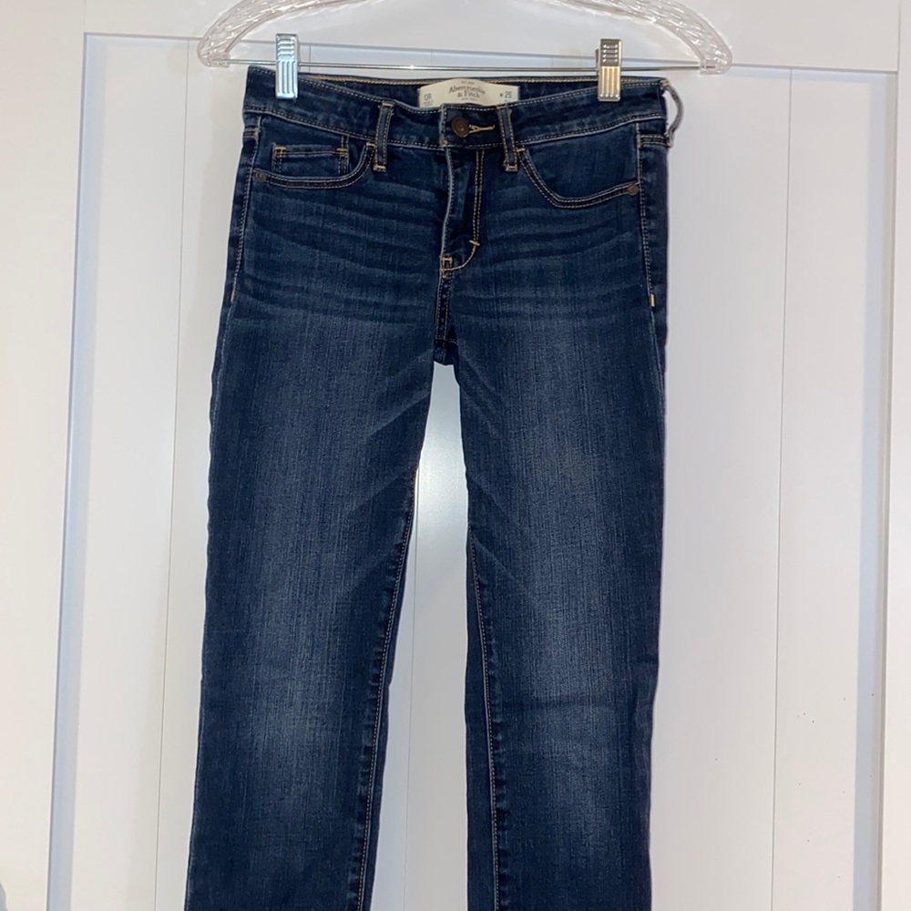 Abercrombie & Fitch “Women’s Skinny Jeans” Size 25